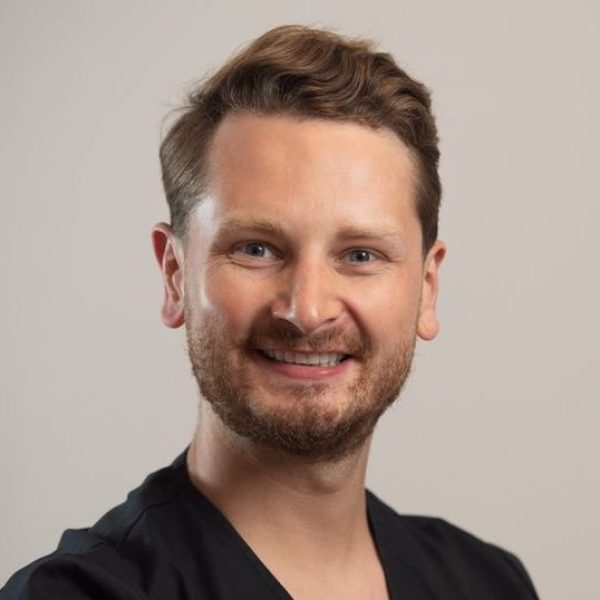 Dr James Tinning